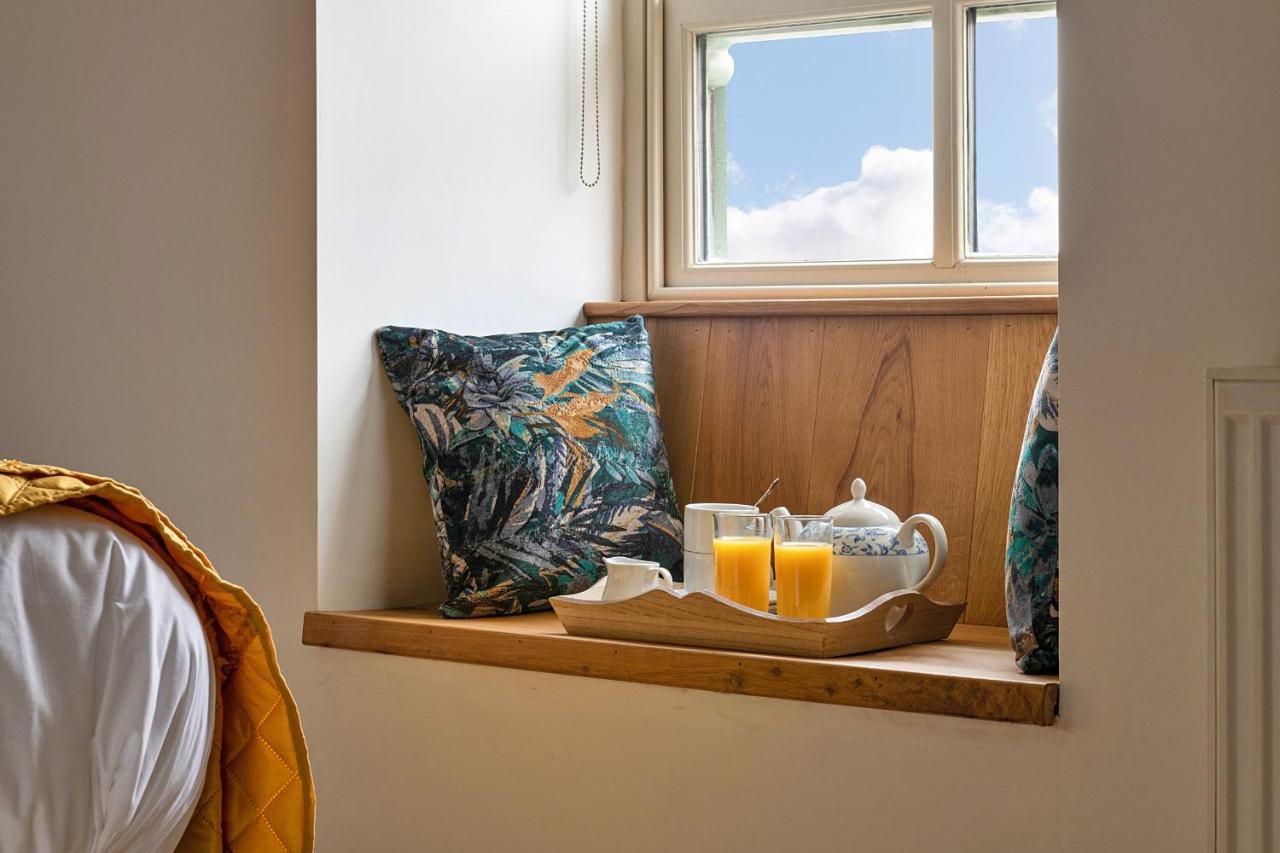 Finest Retreats - Moelis Granary - Luxury Cottage With Hot Tub Llandrillo ภายนอก รูปภาพ
